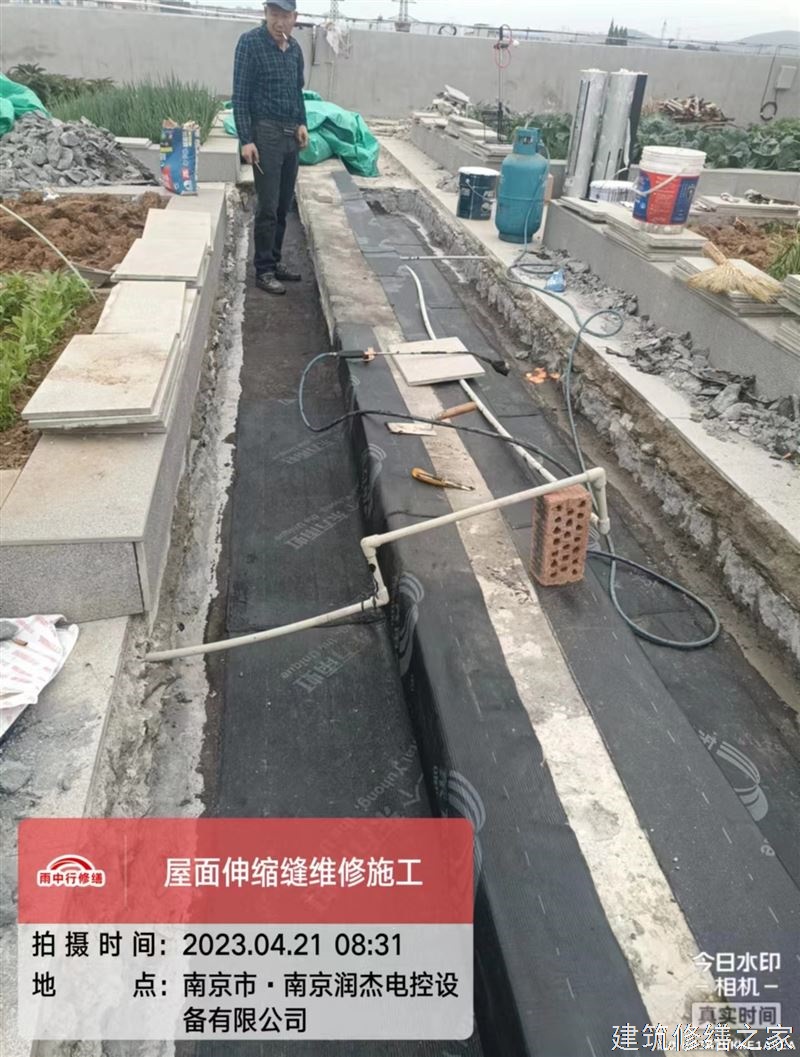 阳江2026阳春市 彩钢瓦除锈翻新防腐 价格是多少钱1m²